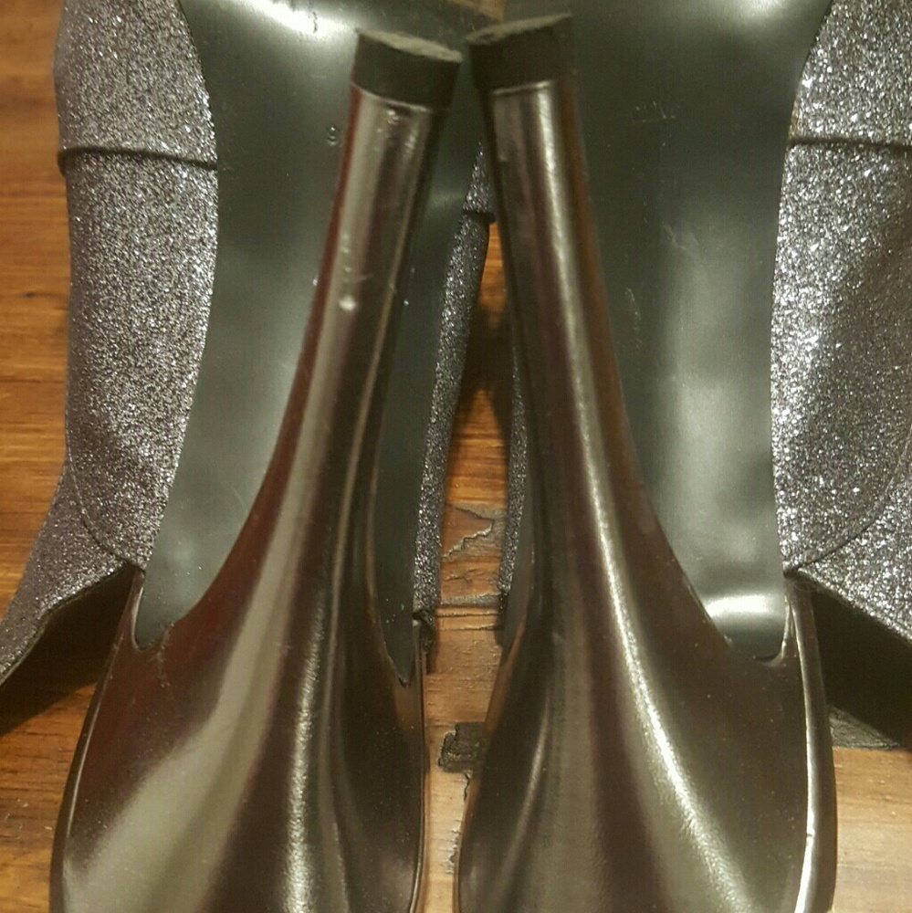 Guess Open Toe Sling Back Pewter Sparkle Glitter H - image 4